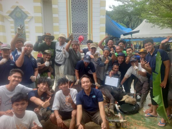 Masjid Al Hidayah BDS 2 Gelar Pemotongan Hewan Qurban dengan Lancar Masjid Al Hidayah BDS 2 Gelar Pemotongan Hewan Qurban dengan Lancar